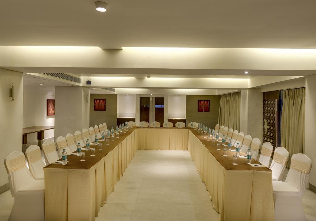 Pride Hotel, Chennai Ngoại thất bức ảnh
